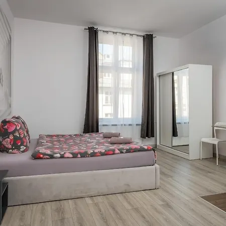 70s Business Aparthotel Krakow