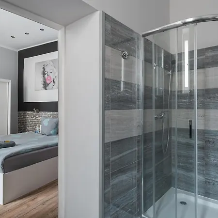 70s Business Aparthotel 3*