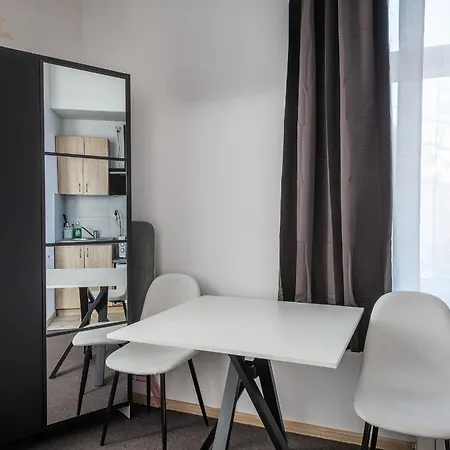 아파트호텔 70s Business