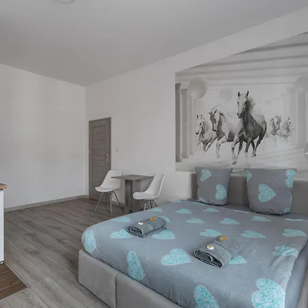 70s Business 아파트호텔 크라쿠프